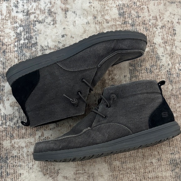 Skechers Men's Gray Chukka Boots - Picture 2 of 7